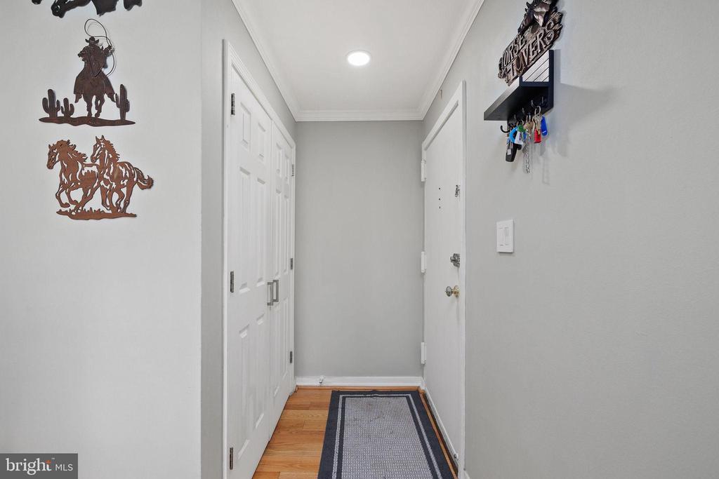 1138 S WASHINGTON STREET Unit: 103