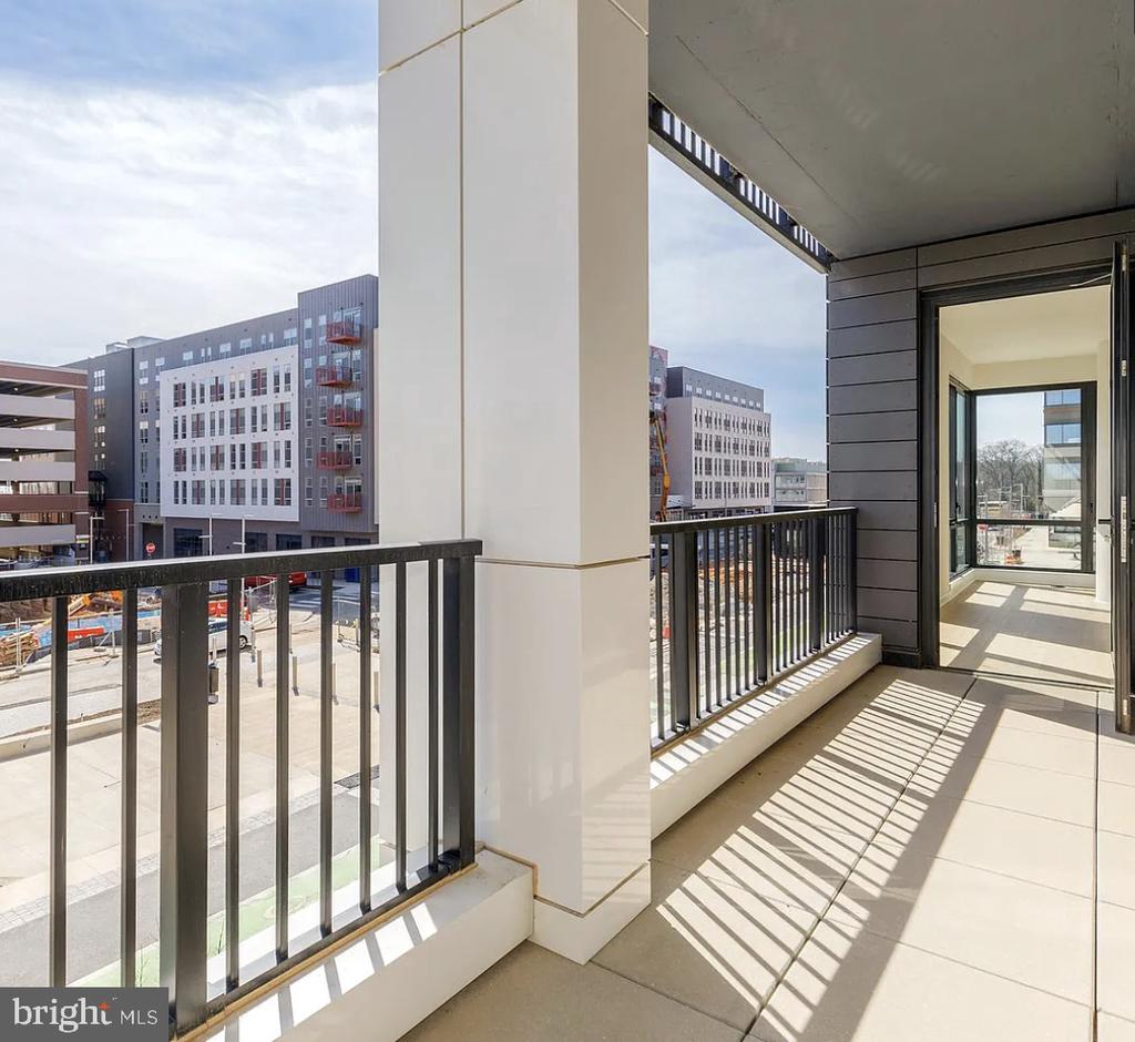 255 W FALLS STATION BOULEVARD Unit: 701