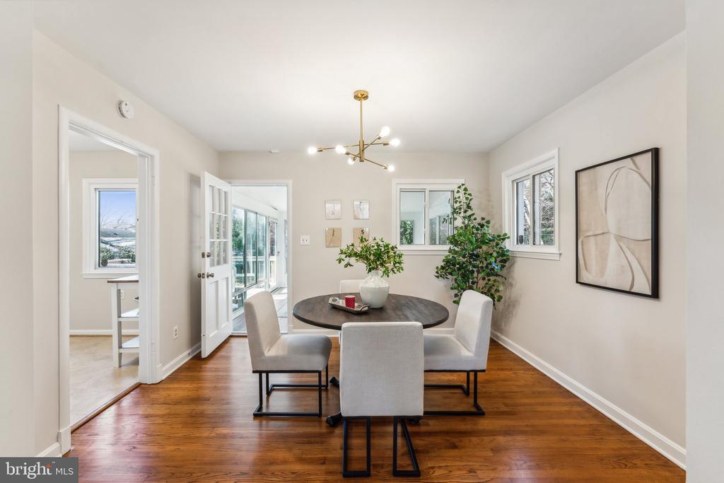 3258 FARAGUT COURT