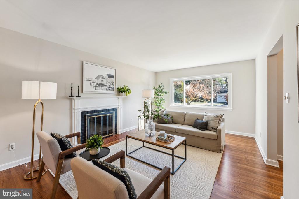 3258 FARAGUT COURT