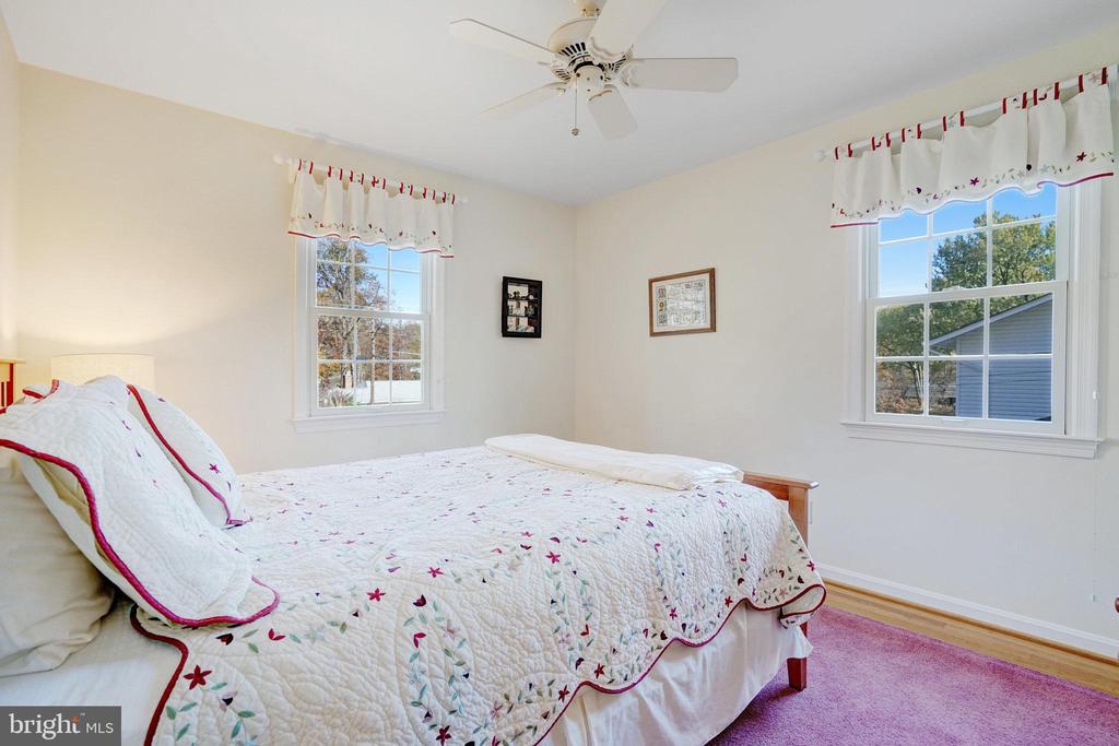 4214 SLEEPY HOLLOW ROAD