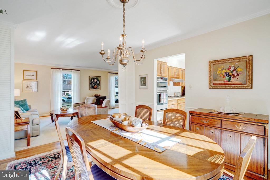 4214 SLEEPY HOLLOW ROAD