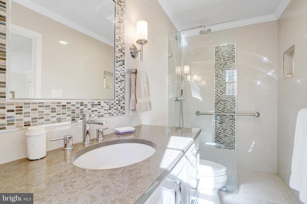 4214 SLEEPY HOLLOW ROAD