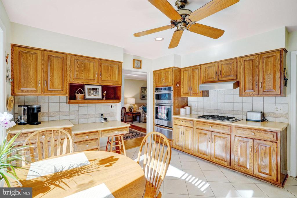 4214 SLEEPY HOLLOW ROAD