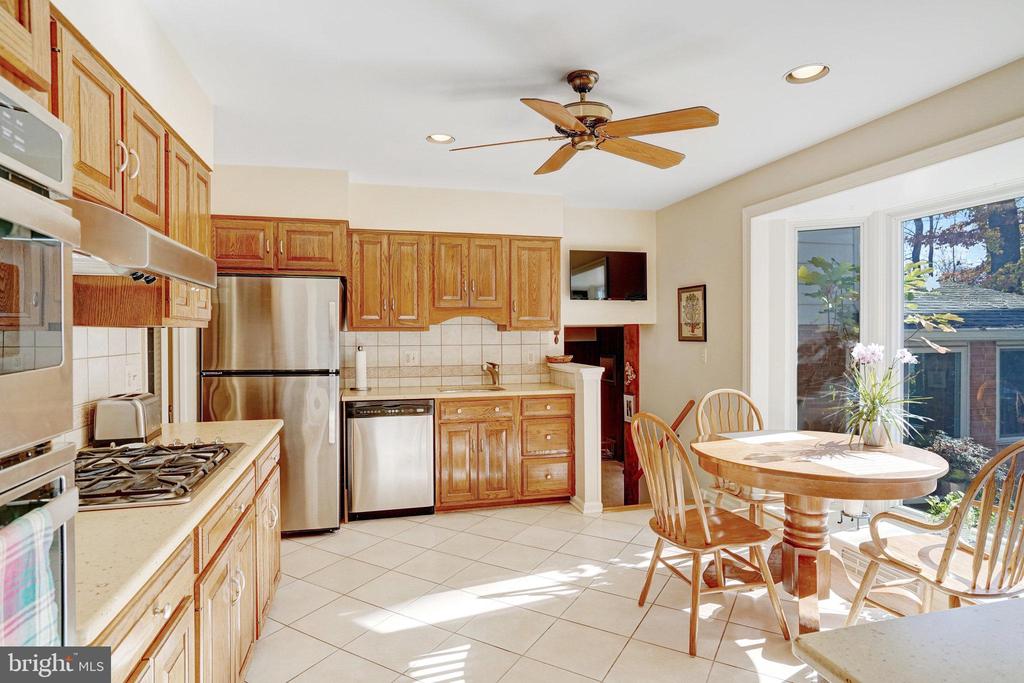 4214 SLEEPY HOLLOW ROAD
