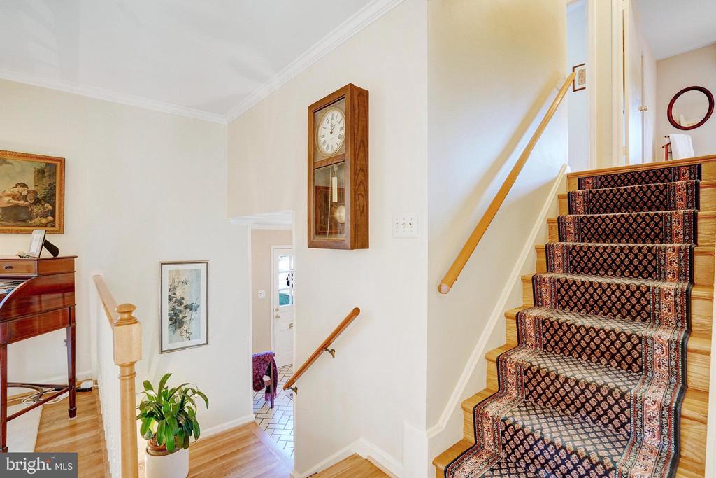 4214 SLEEPY HOLLOW ROAD