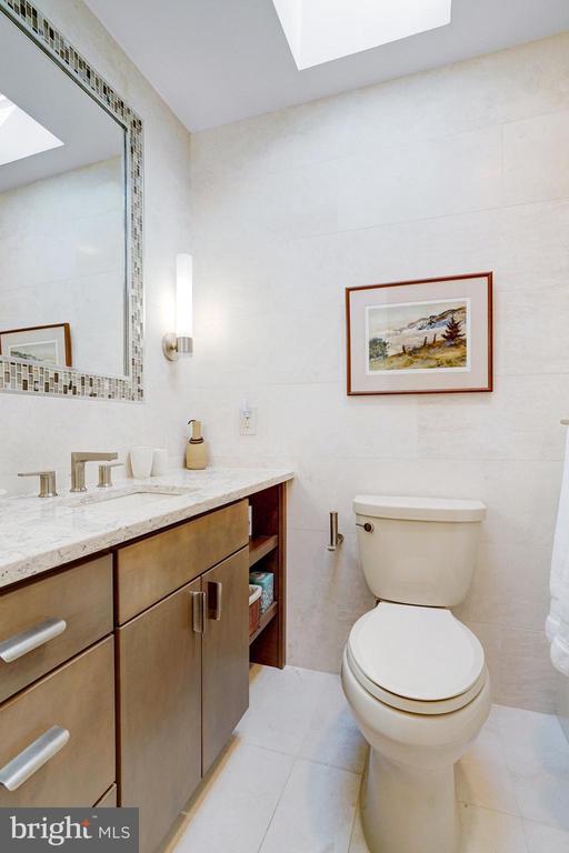 4214 SLEEPY HOLLOW ROAD