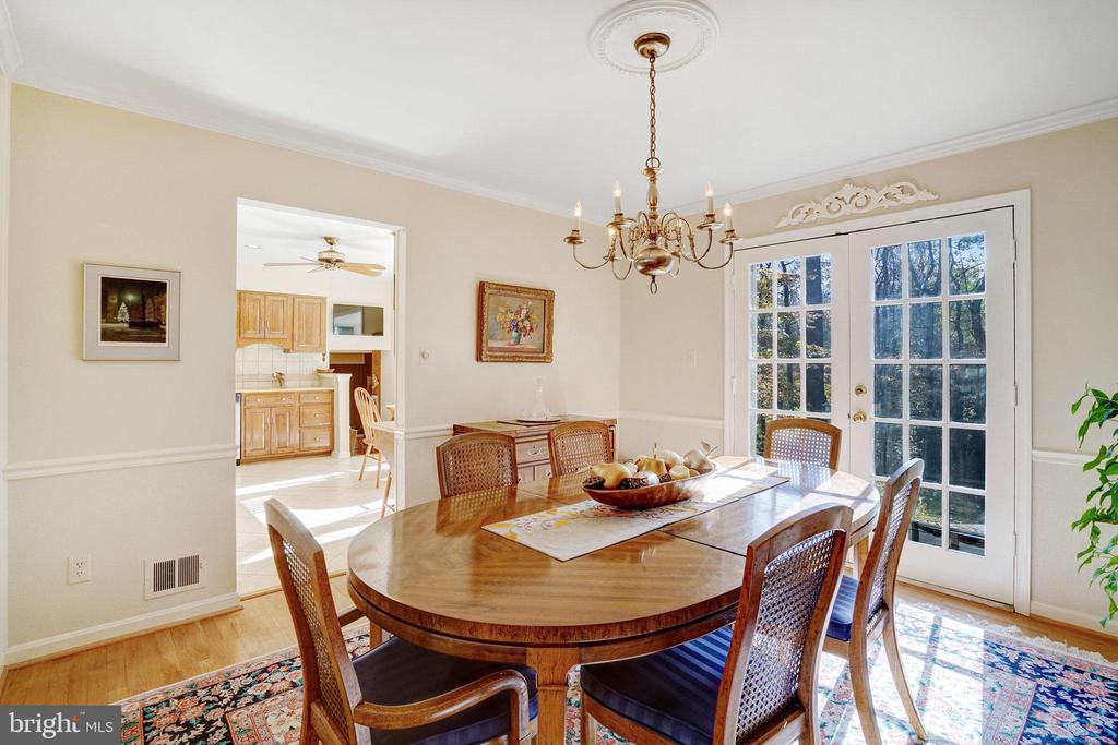 4214 SLEEPY HOLLOW ROAD