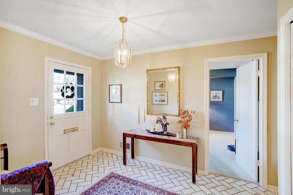 4214 SLEEPY HOLLOW ROAD