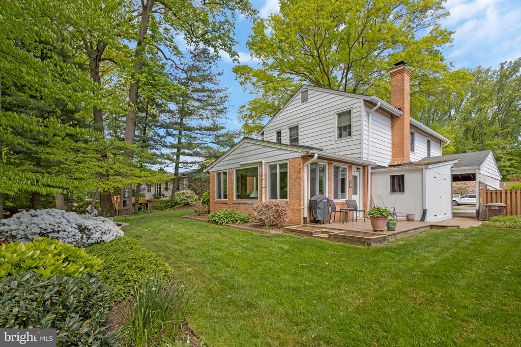 4214 SLEEPY HOLLOW ROAD