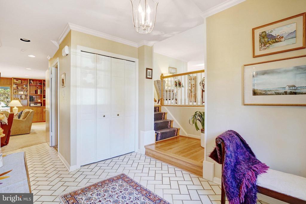 4214 SLEEPY HOLLOW ROAD