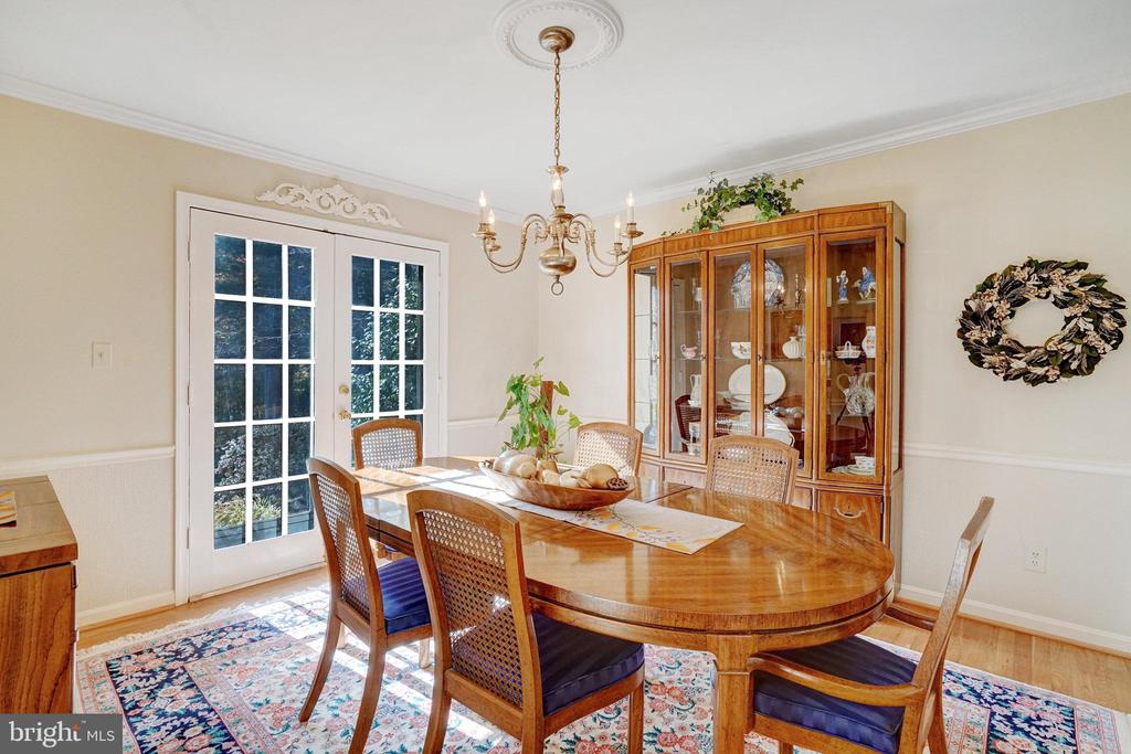 4214 SLEEPY HOLLOW ROAD