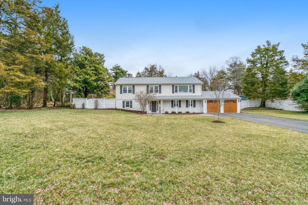 6442 OVERLOOK DRIVE