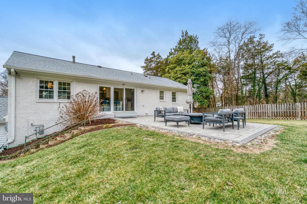 6442 OVERLOOK DRIVE