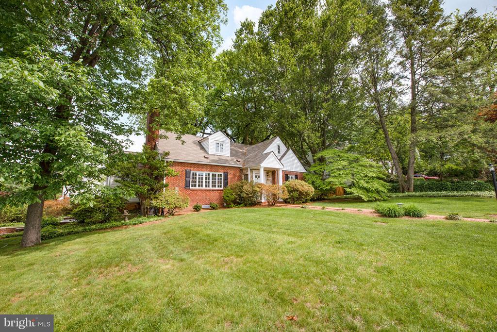 3901 RIDGE ROAD