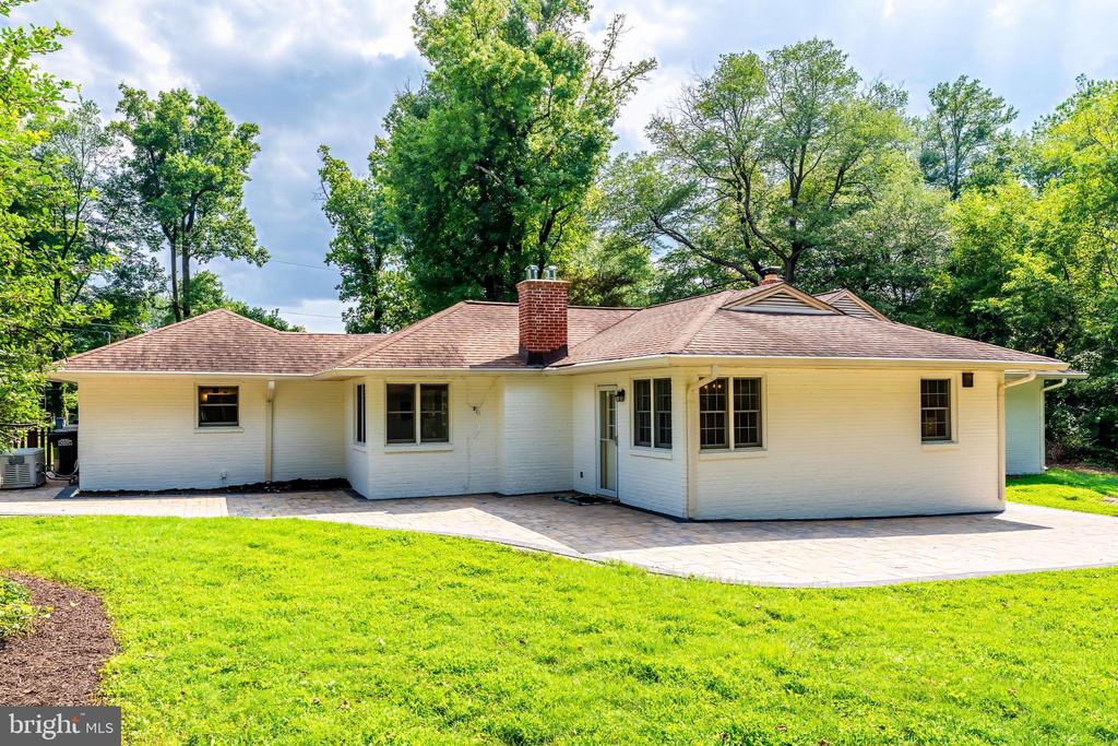 6440 ICHABOD PLACE