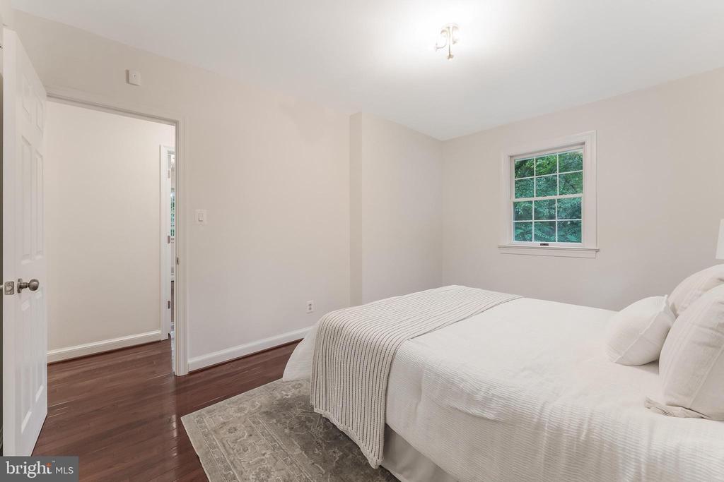 6440 ICHABOD PLACE