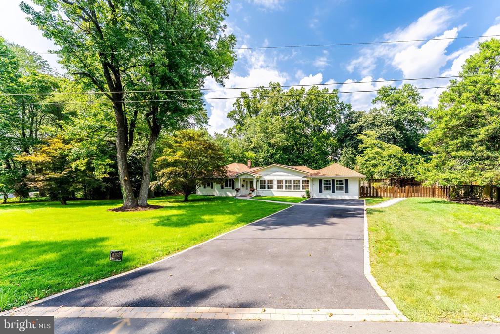 6440 ICHABOD PLACE