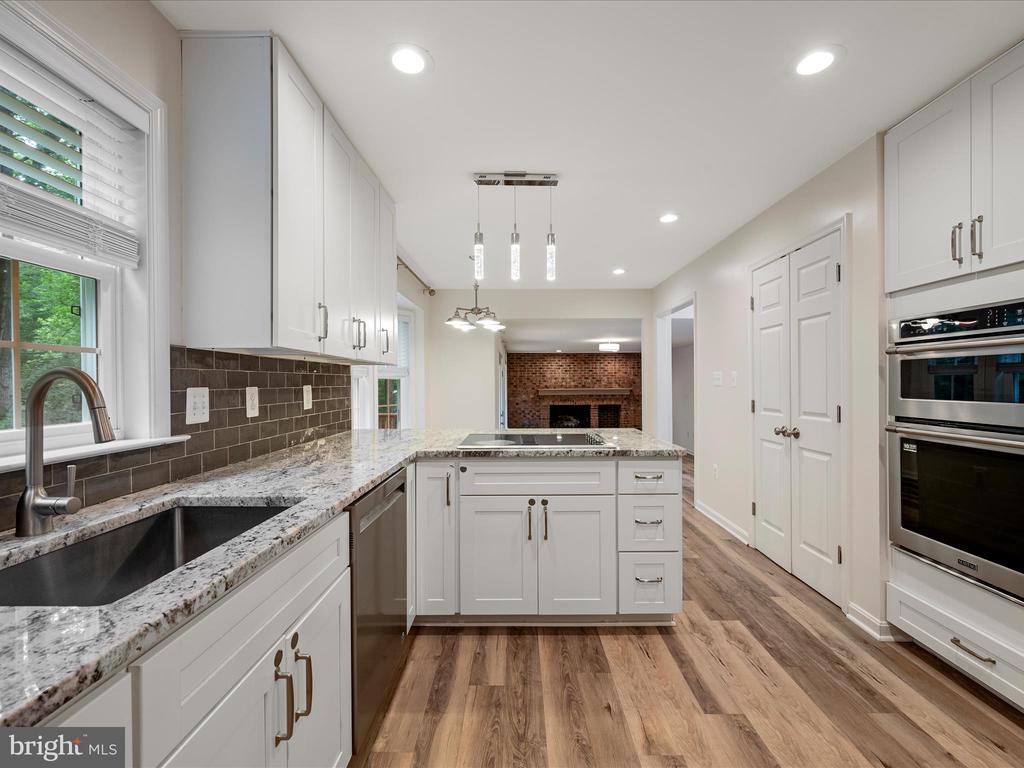 11132 FLORA LEE DRIVE