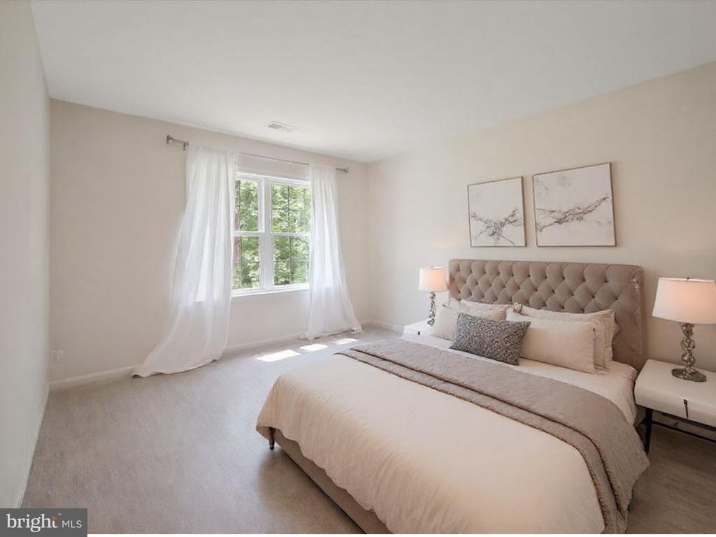 11132 FLORA LEE DRIVE