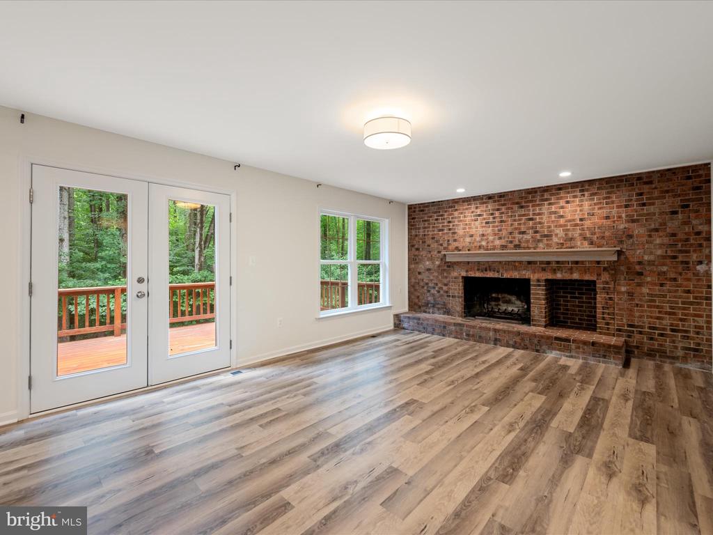 11132 FLORA LEE DRIVE