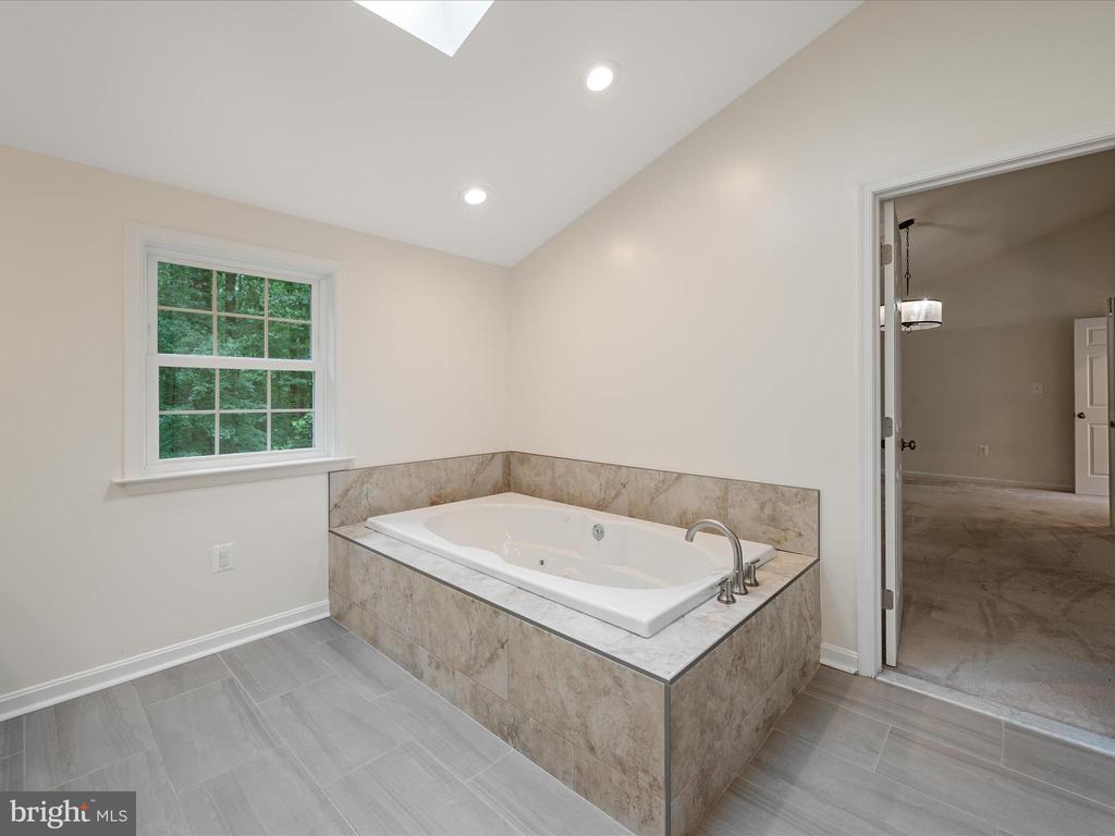 11132 FLORA LEE DRIVE