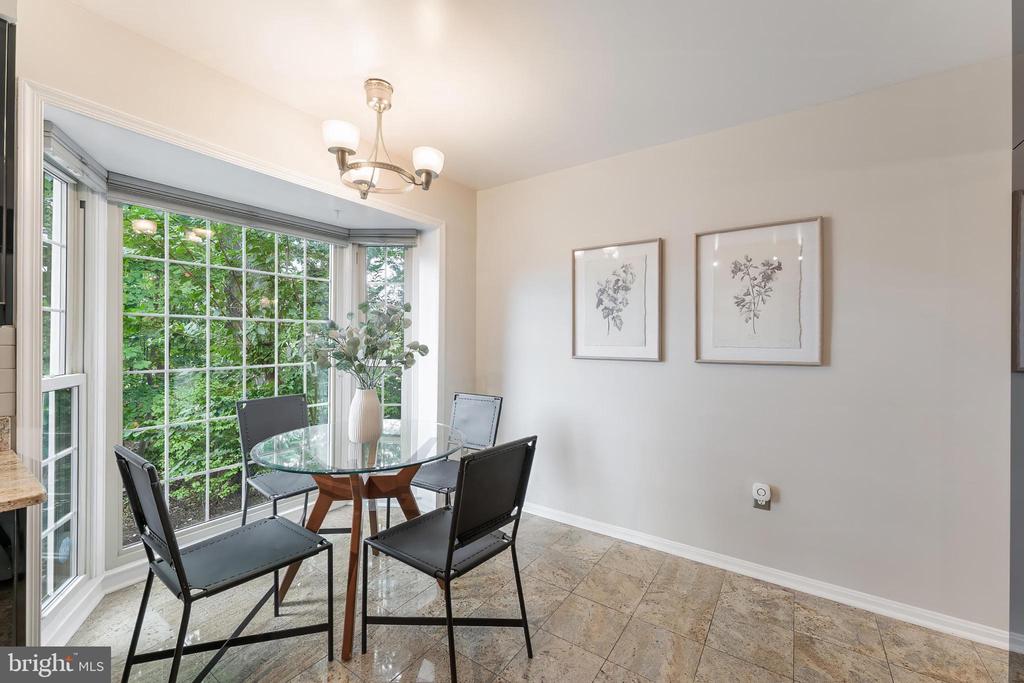 6416 SEVEN OAKS COURT