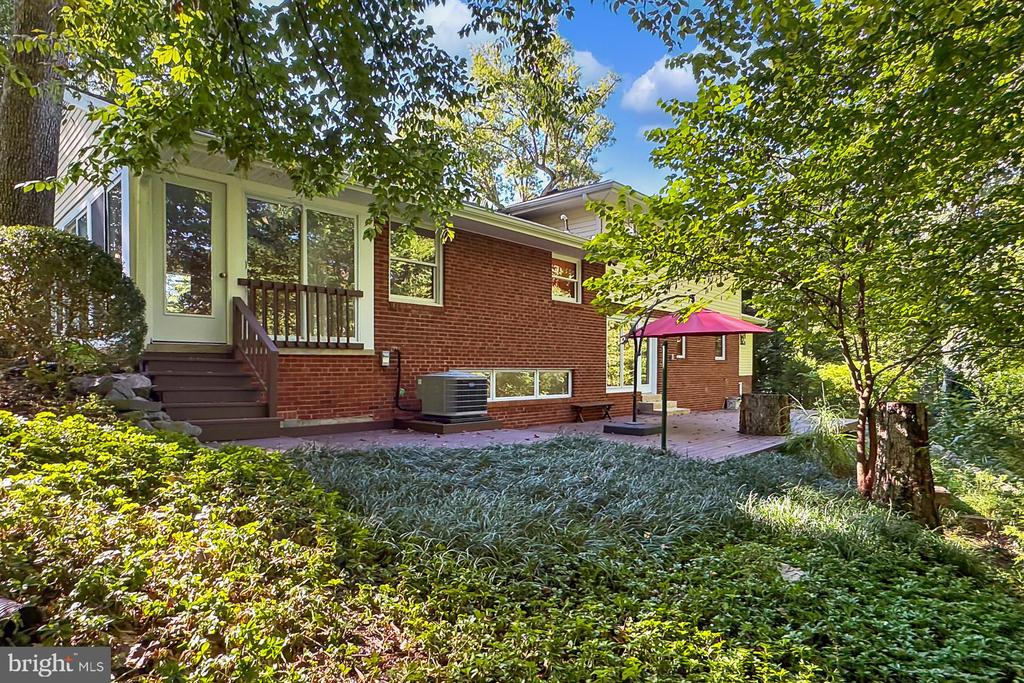3516 HIGHVIEW PLACE