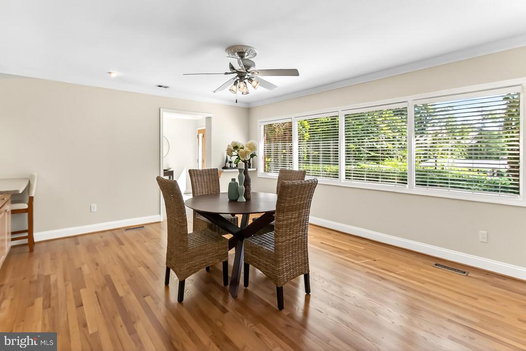 3516 HIGHVIEW PLACE