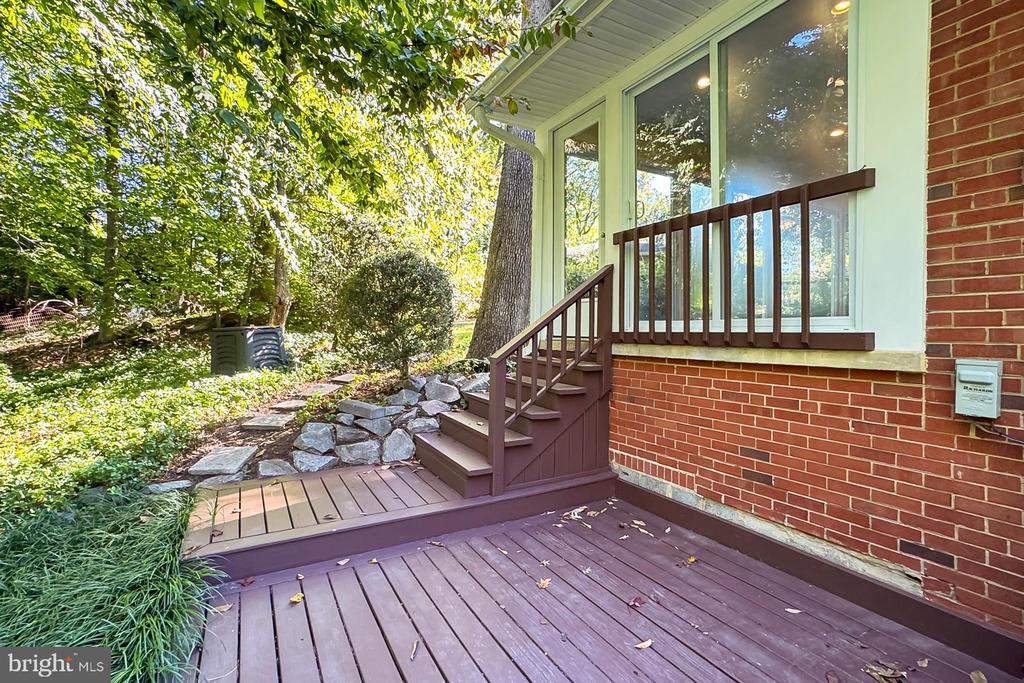 3516 HIGHVIEW PLACE