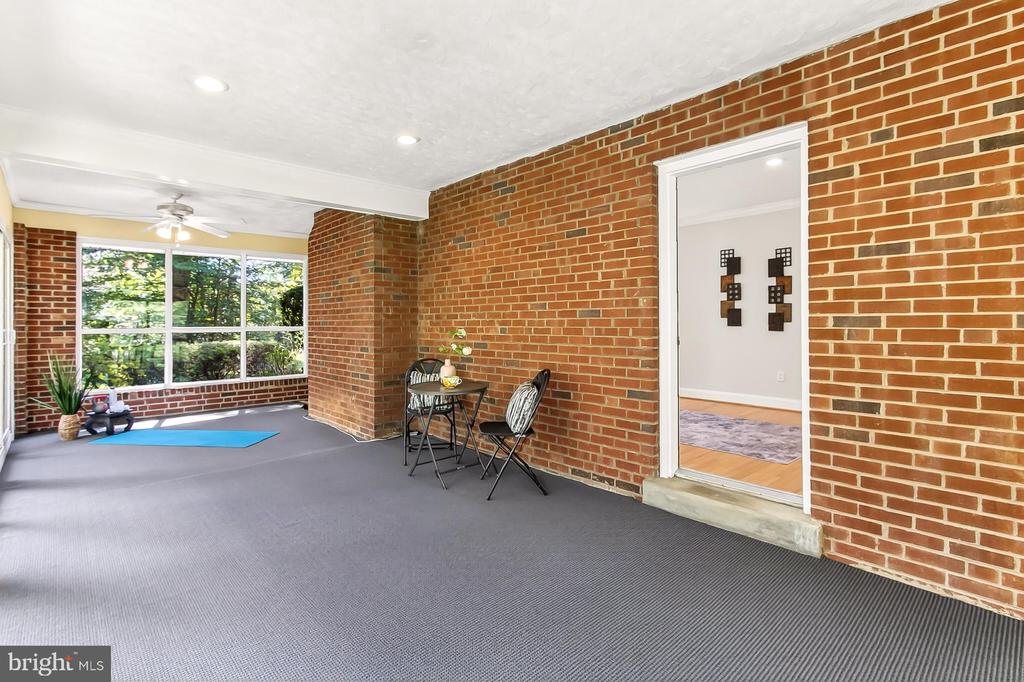 3516 HIGHVIEW PLACE