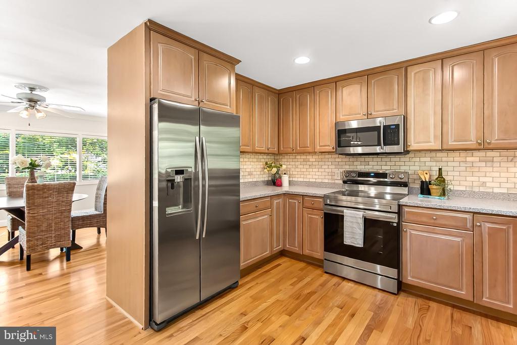 3516 HIGHVIEW PLACE