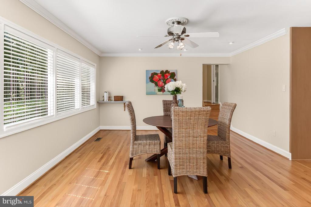 3516 HIGHVIEW PLACE