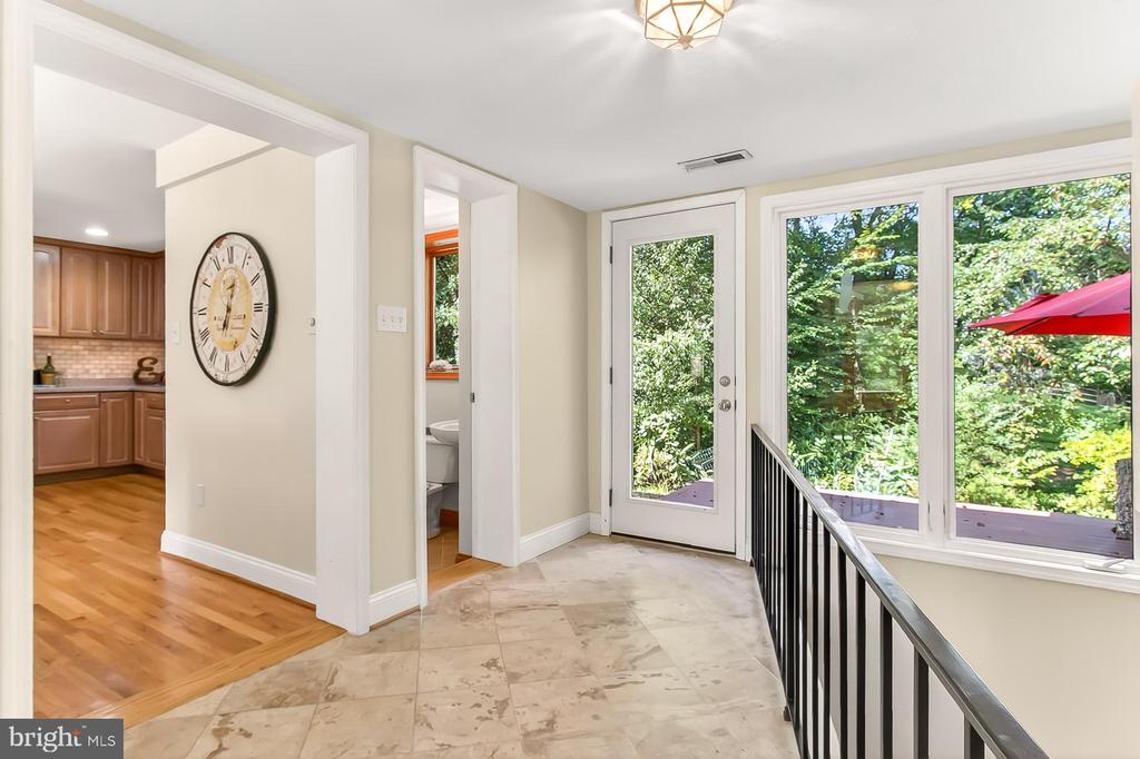 3516 HIGHVIEW PLACE