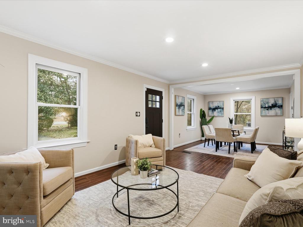 6437 SPRING TERRACE