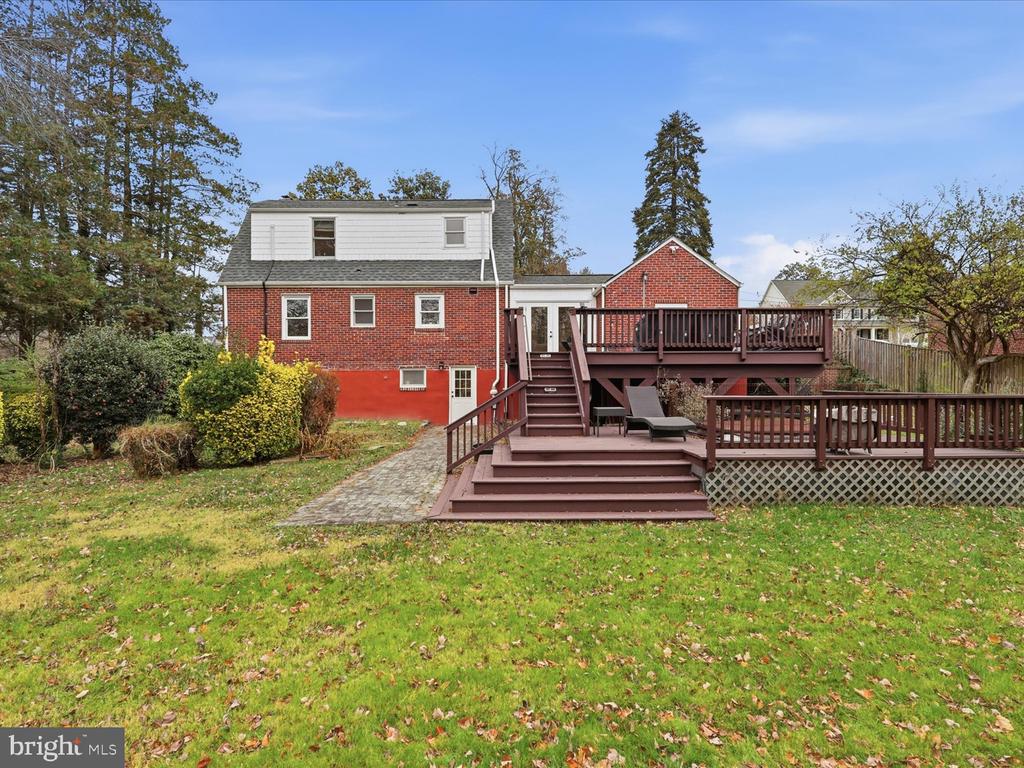 6437 SPRING TERRACE