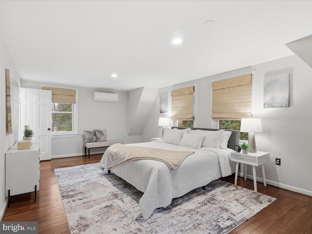 6437 SPRING TERRACE