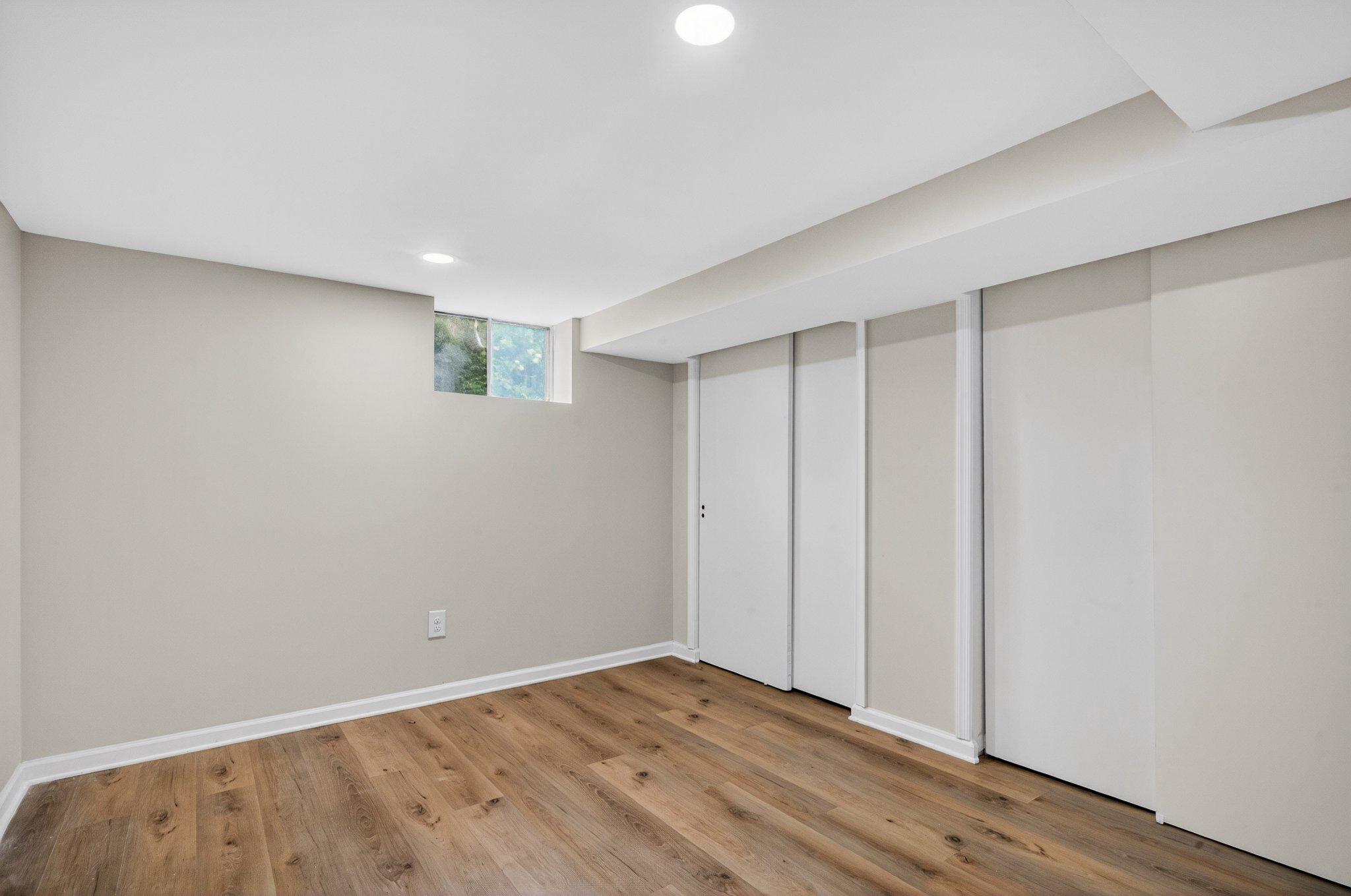 6538 OAKWOOD DRIVE
