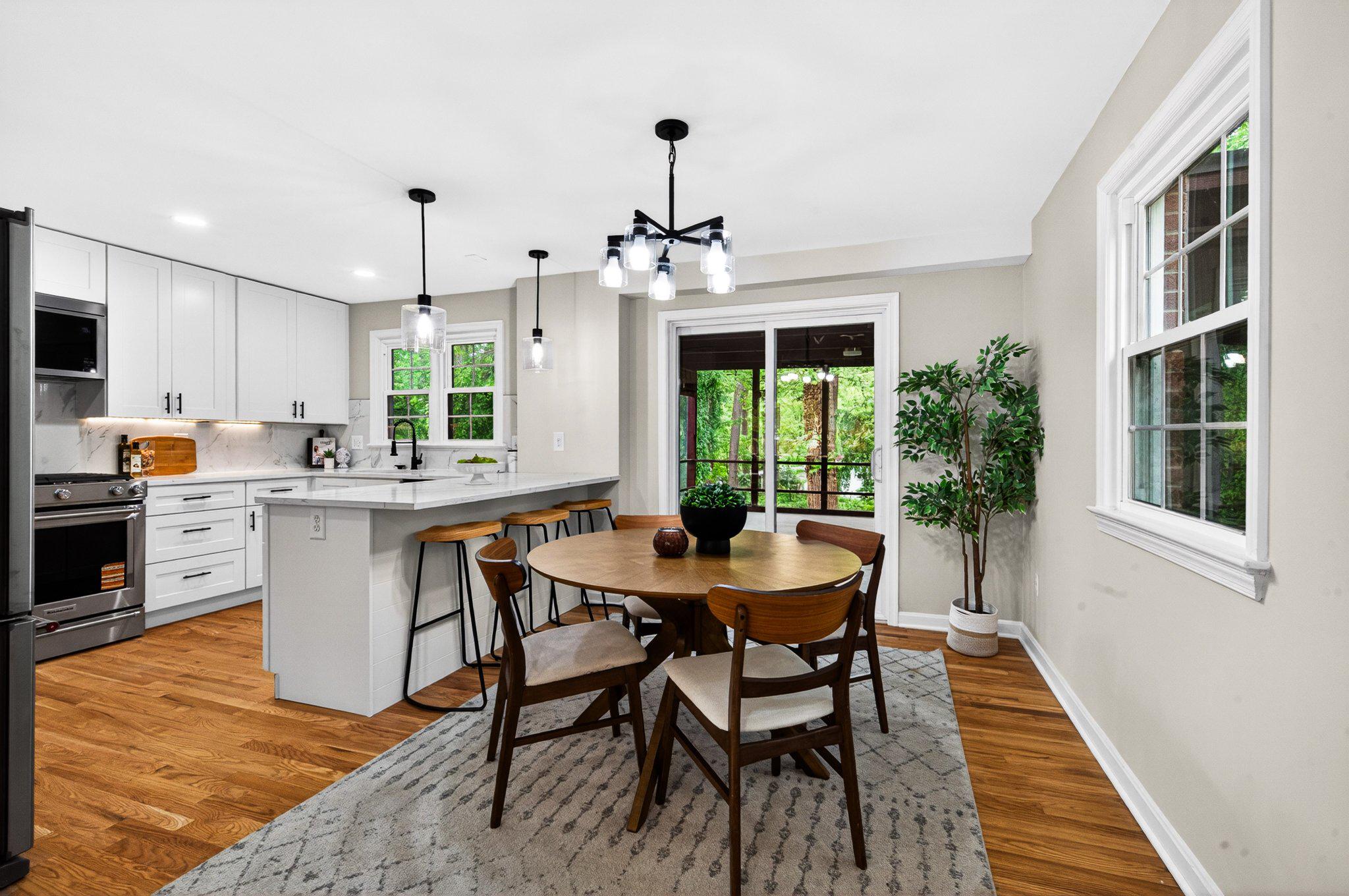 6538 OAKWOOD DRIVE