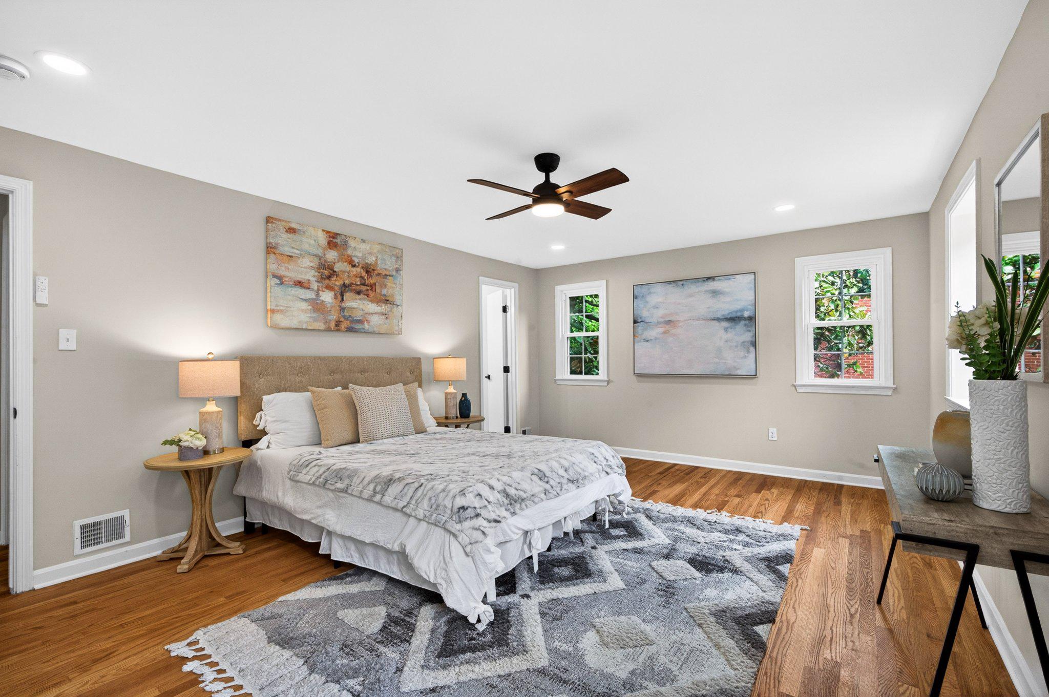6538 OAKWOOD DRIVE