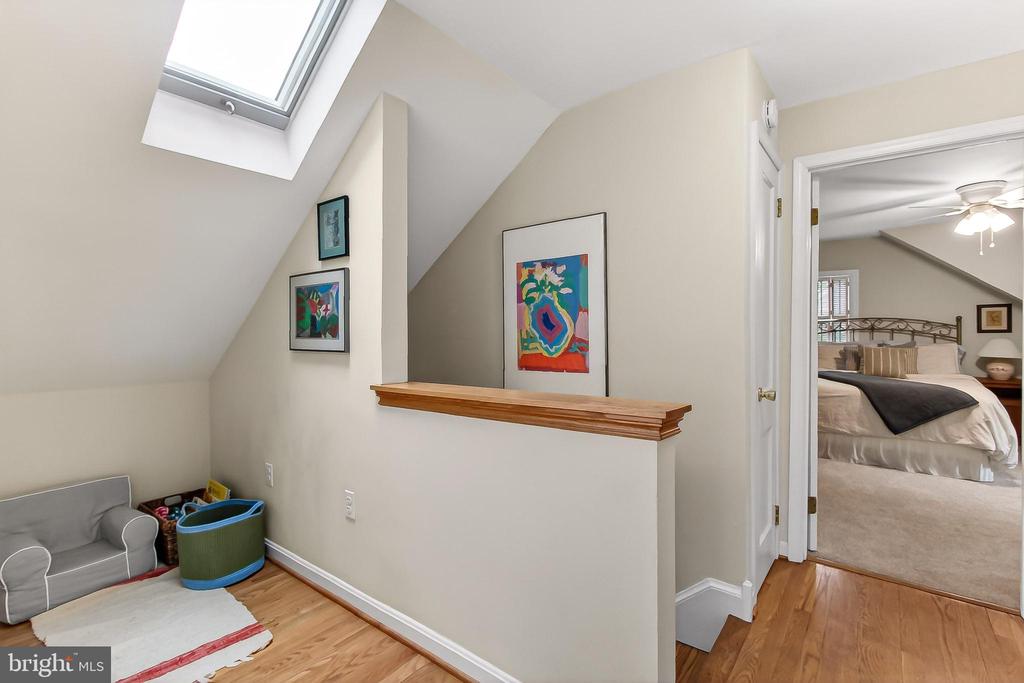 3304 SLADE RUN DRIVE