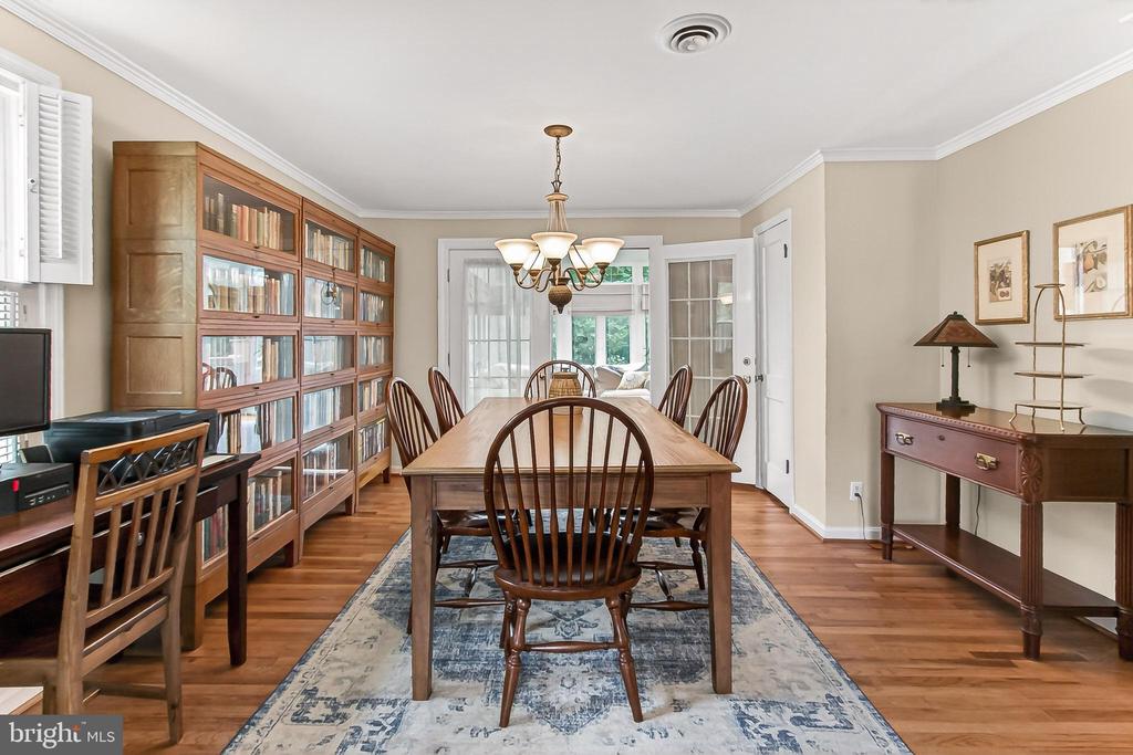 3304 SLADE RUN DRIVE