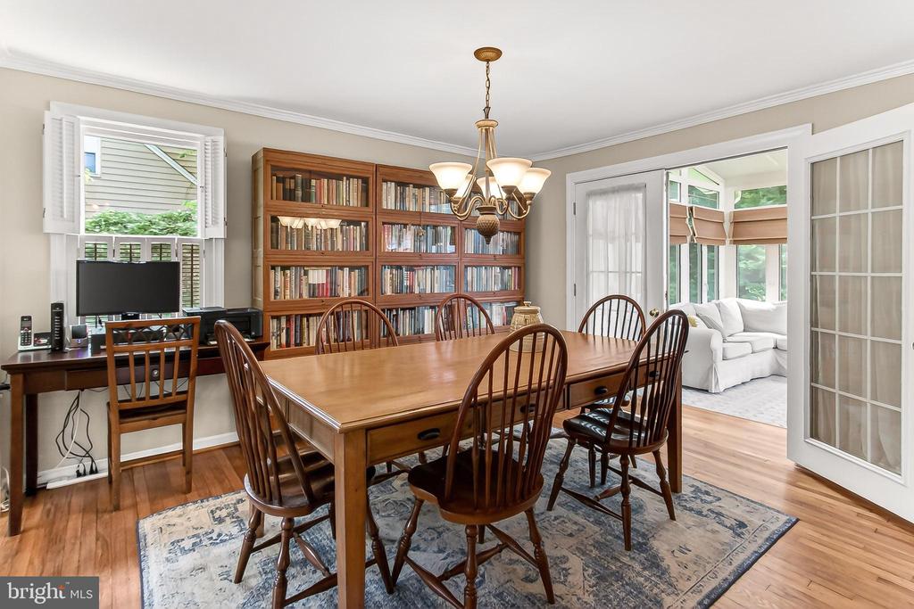 3304 SLADE RUN DRIVE