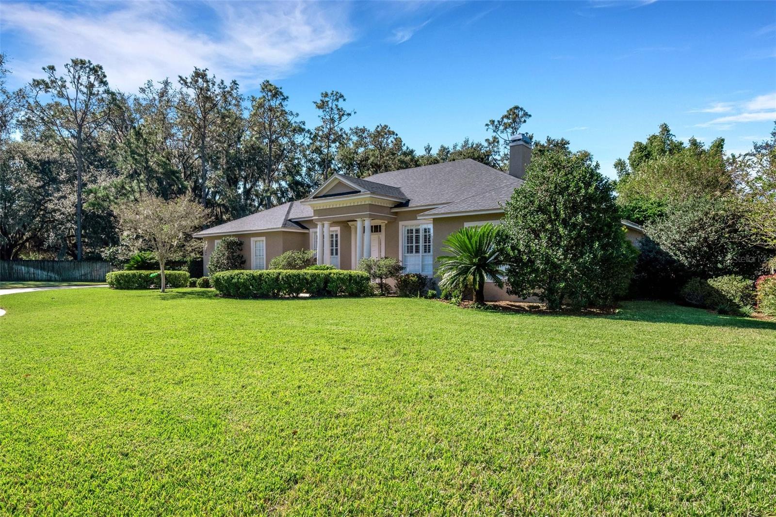 1446 ROYAL FOREST LN