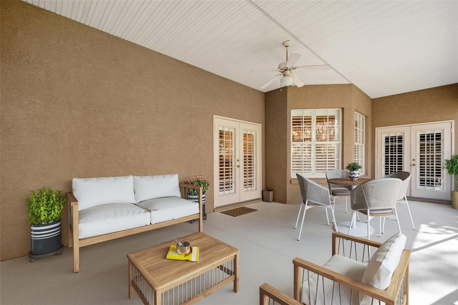 1446 ROYAL FOREST LN