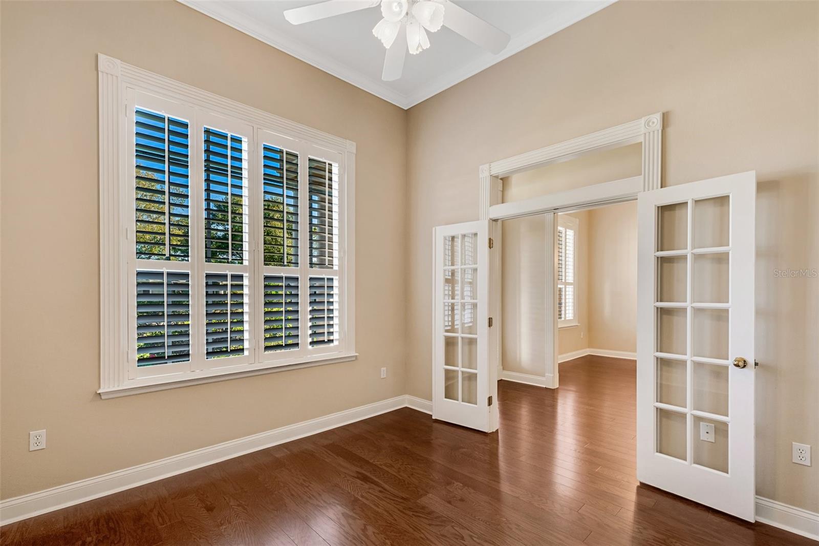 1446 ROYAL FOREST LN