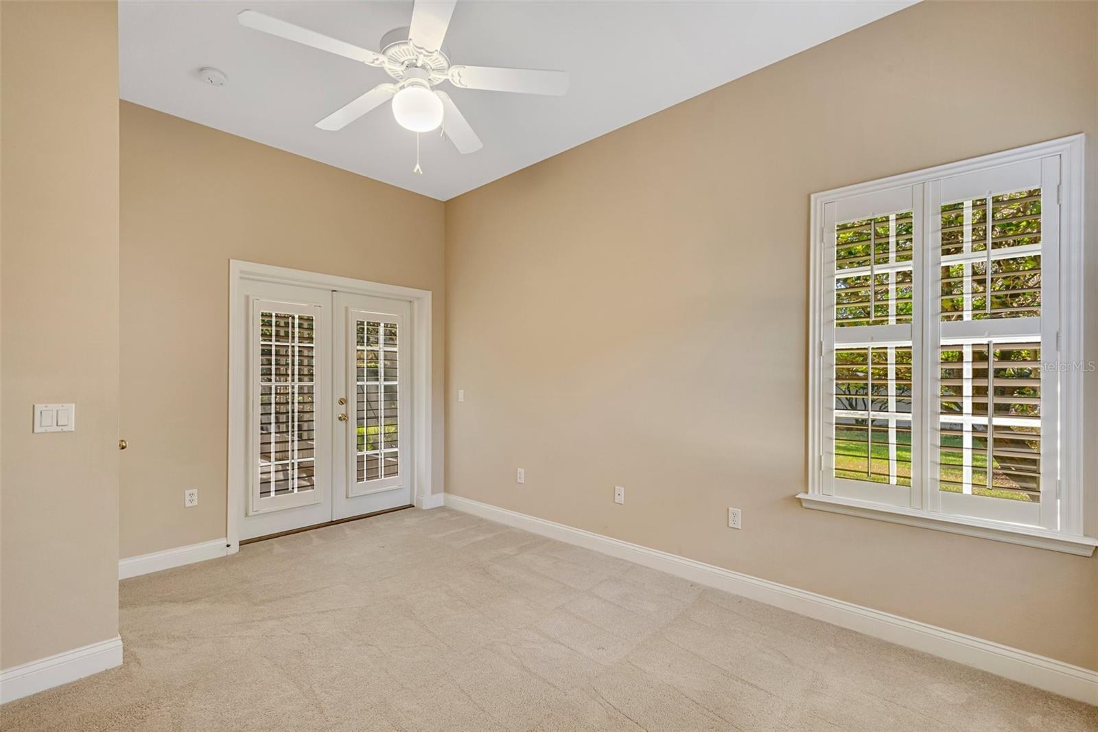 1446 ROYAL FOREST LN