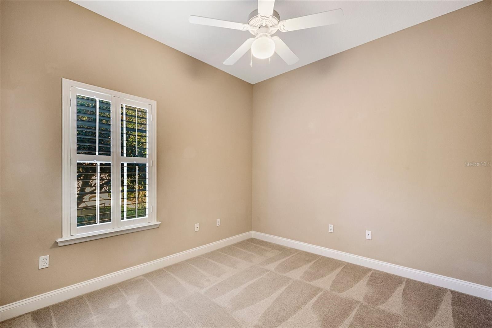 1446 ROYAL FOREST LN