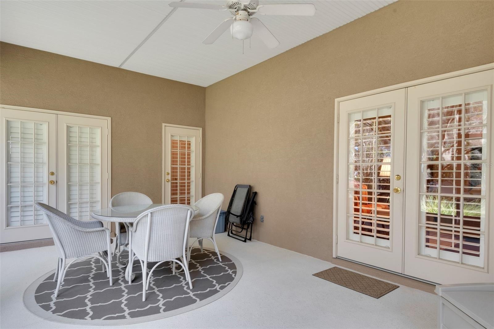 1446 ROYAL FOREST LN