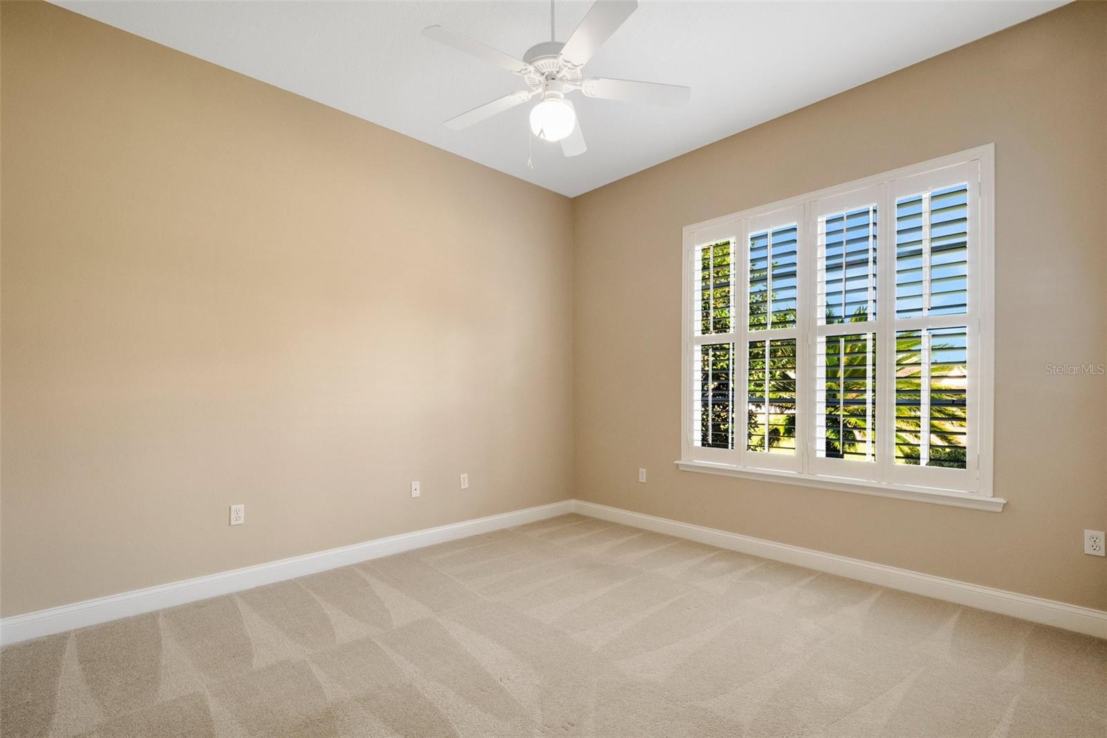 1446 ROYAL FOREST LN